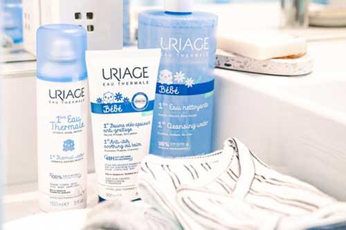 Bébé-Uriage-Maternité-la-trousse-de-toilette-de-bébé-j’y-mets-quoi